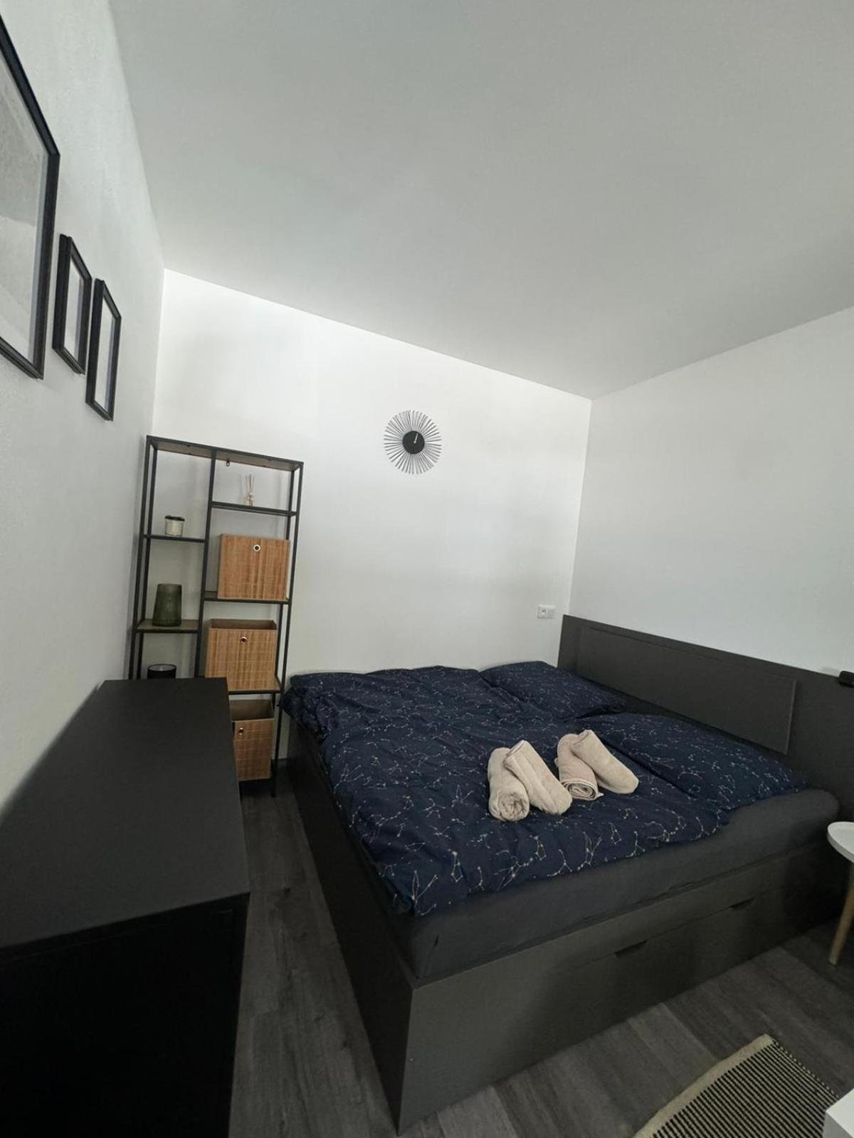 Hobiti Apartman - Sam Rathschlag Extérieur photo