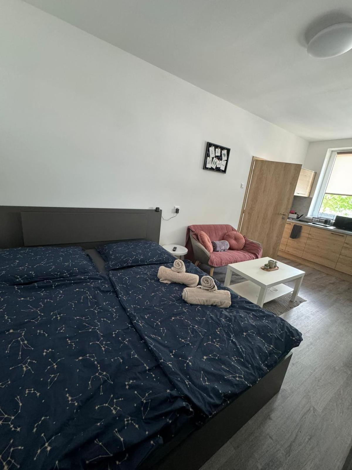 Hobiti Apartman - Sam Rathschlag Extérieur photo